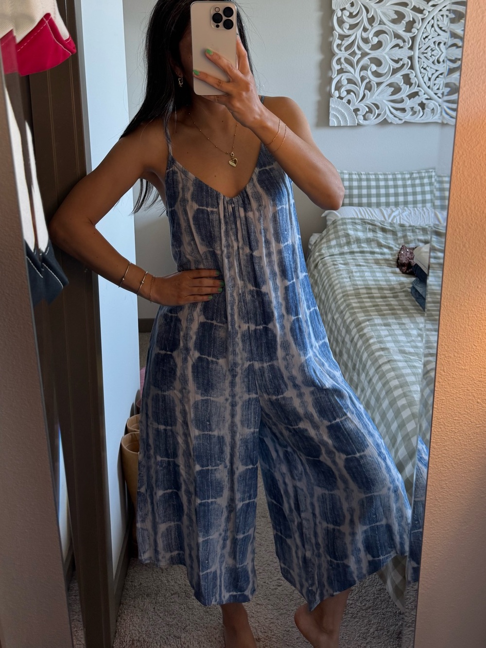 navy/white jumpsuit